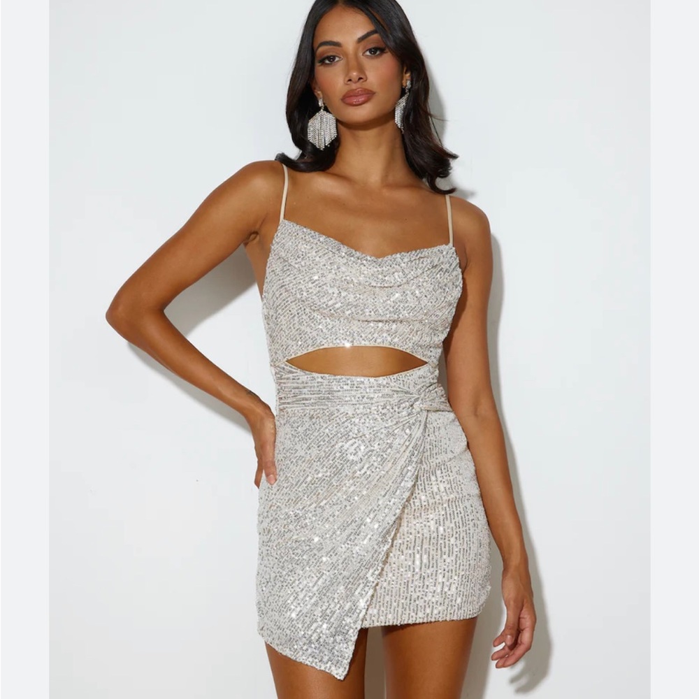 Hello Molly -Twisted Shine Sequin Mini Dress- Beige